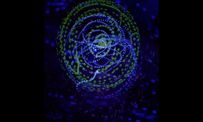 Light Painting in der Textilfabrik © LVR-Industriemuseum